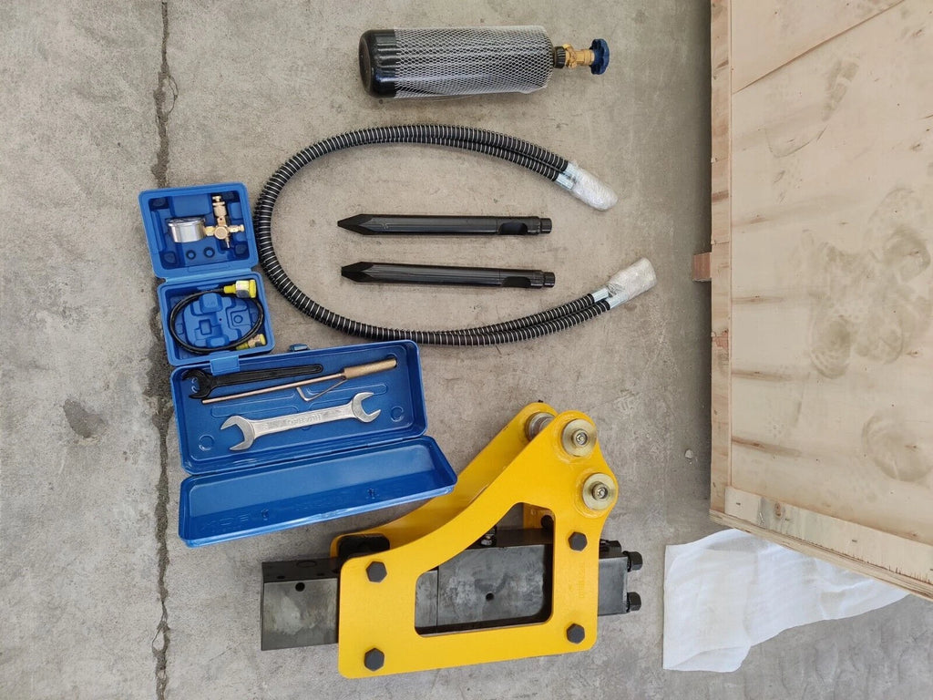 New Mini Excavator, EPA Certified USA Gas Briggs &amp; Stratton Engine
