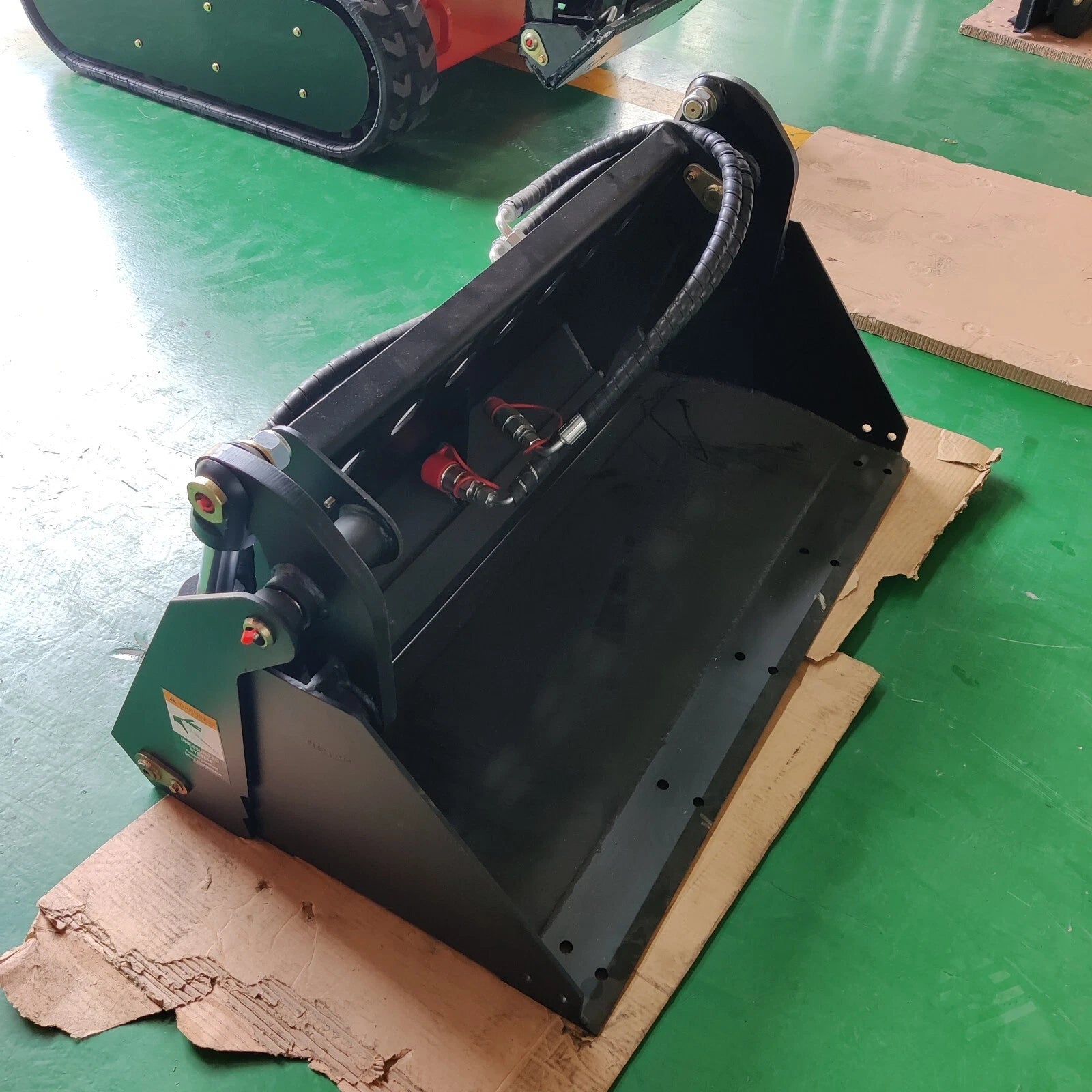 Brand New POWERFUL 1,800lbs Mini SkidSteer Loader SSL 23HP Gas EPA B&amp;S Engine