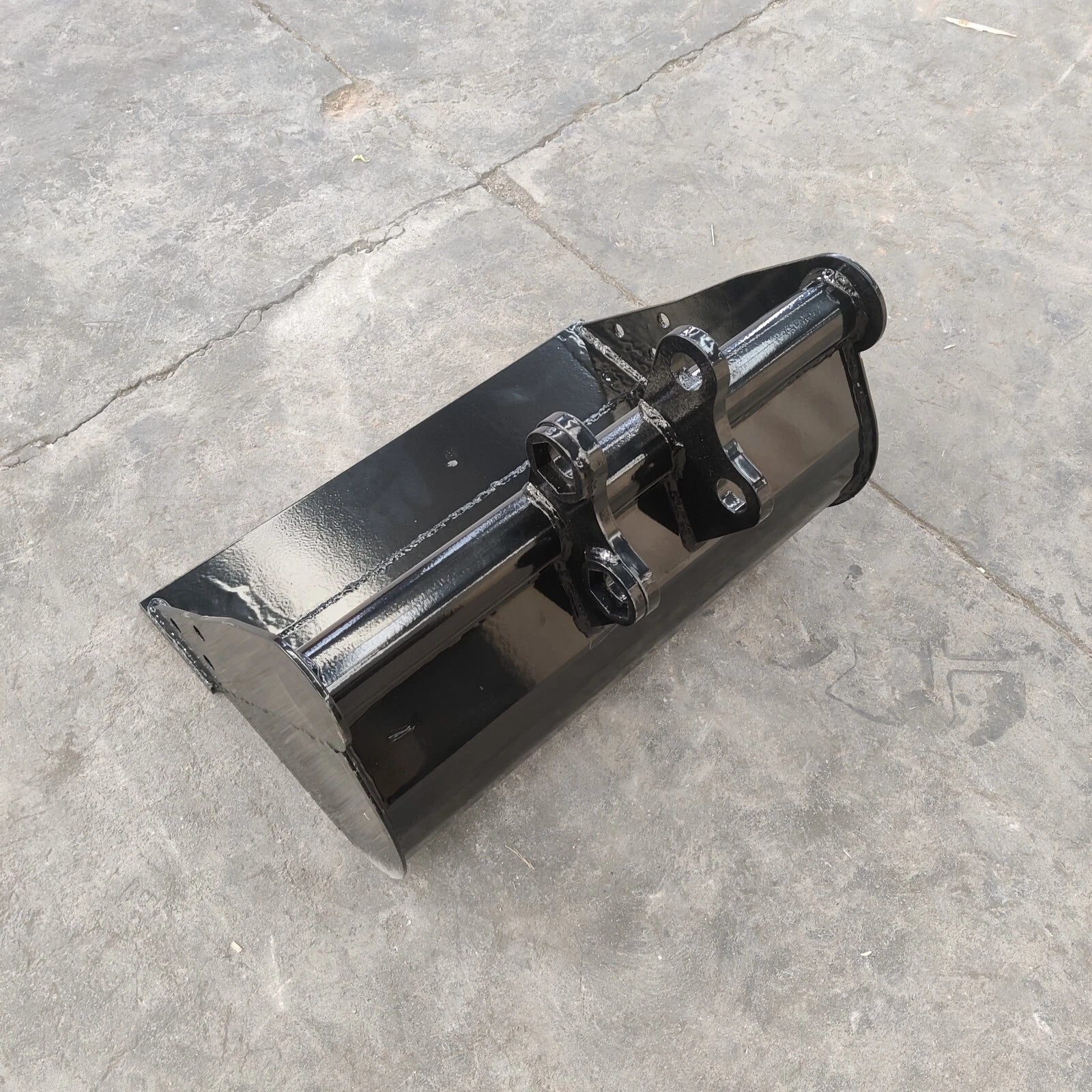 TYPHON Attachment 500mm Mud Bucket Attachments for Mini Excavators Excavator