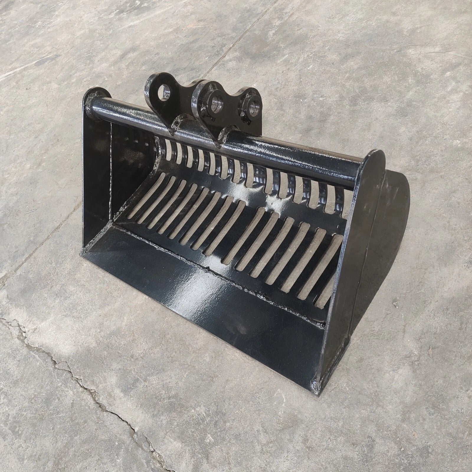 TYPHON Attachment 600mm Screening Skeleton Bucket for Mini Excavators Digger