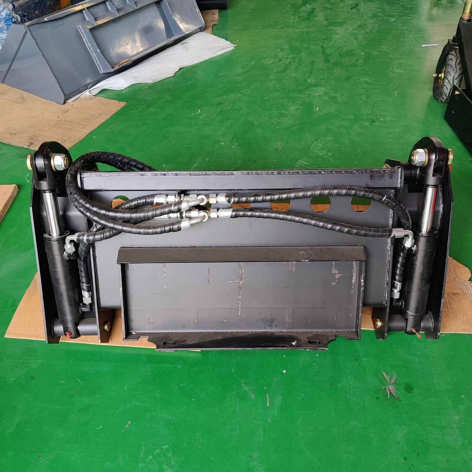 Brand New POWERFUL 1,800lbs Mini SkidSteer Loader SSL 23HP Gas EPA B&amp;S Engine