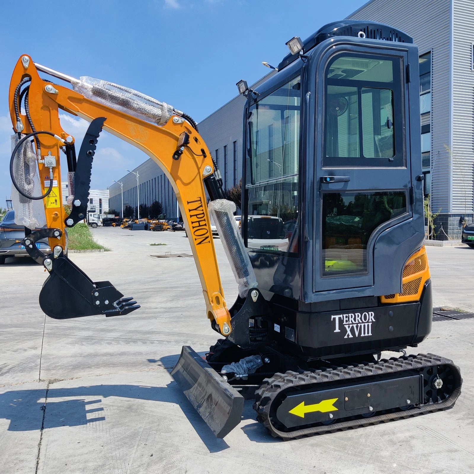 2026 TYPHON TERROR XVIII Prestige 2 Ton Aircon Cabin Mini Excavator Digger EPA