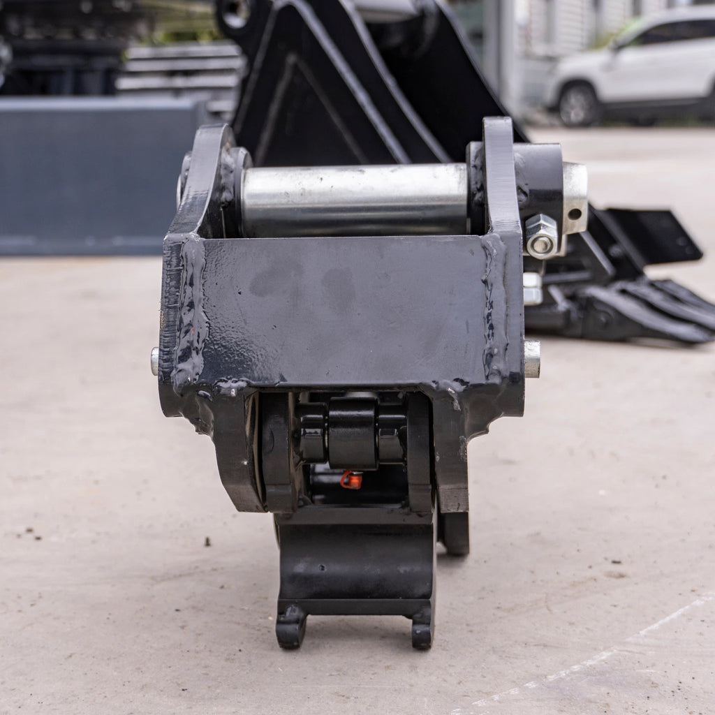 Quick Hitch Coupler Attachment for TYPHON KUVUO 4.0 Mini Excavator