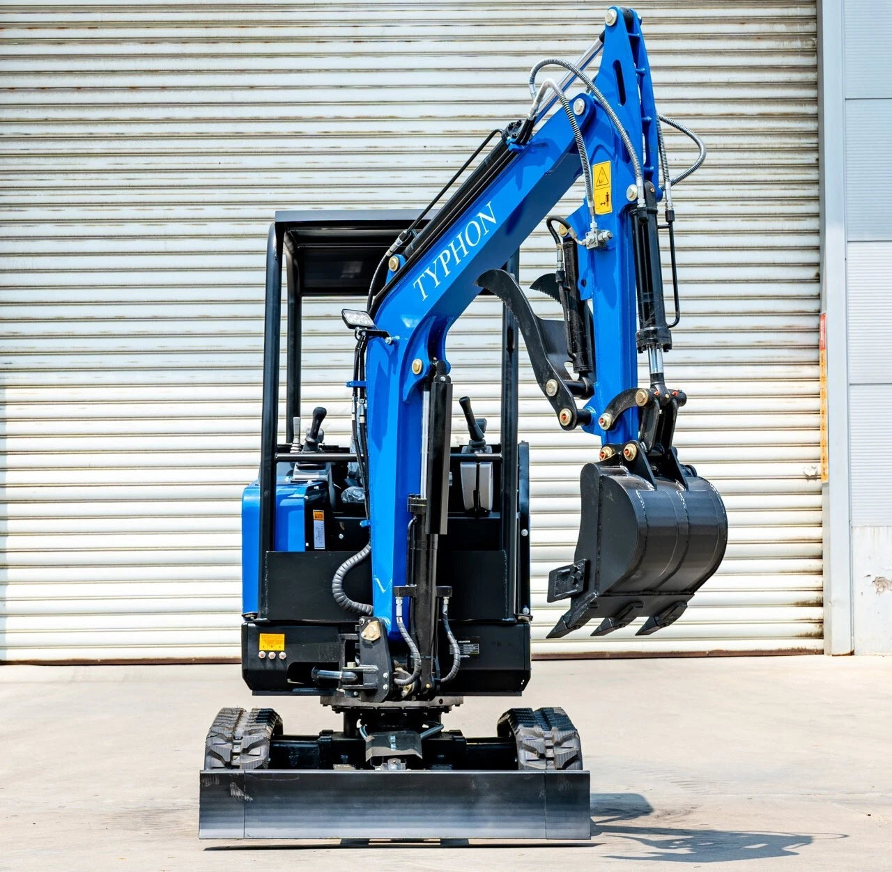 TYPHON TERROR X2 STORM Mini Excavator 2.5 Ton Diesel Kubota V1505 25HP Engine US
