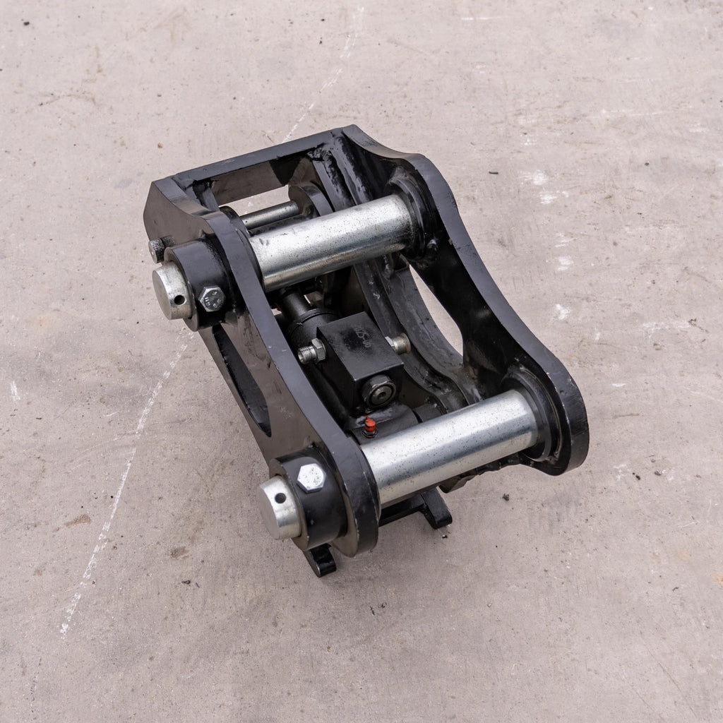 Quick Hitch Coupler Attachment for TYPHON KUVUO 4.0 Mini Excavator